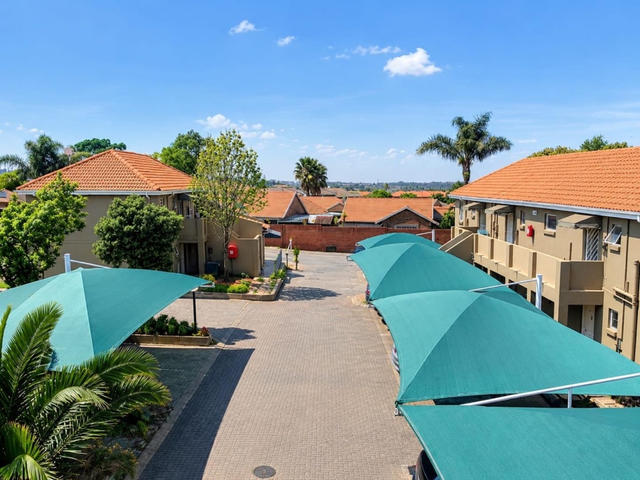 2 Bedroom Property for Sale in Florentia Gauteng