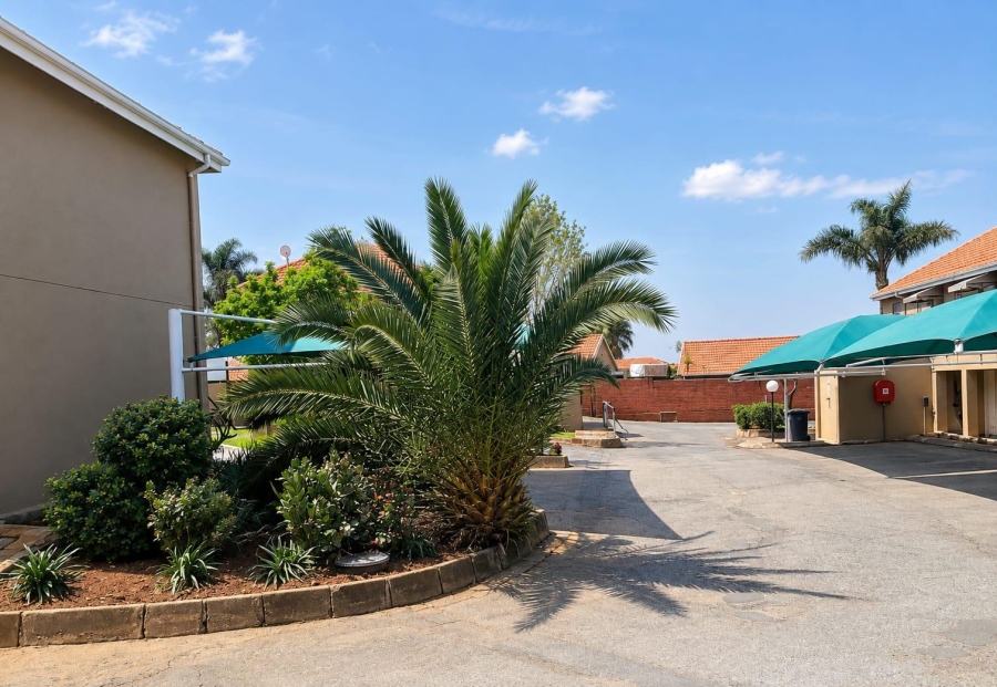 2 Bedroom Property for Sale in Florentia Gauteng