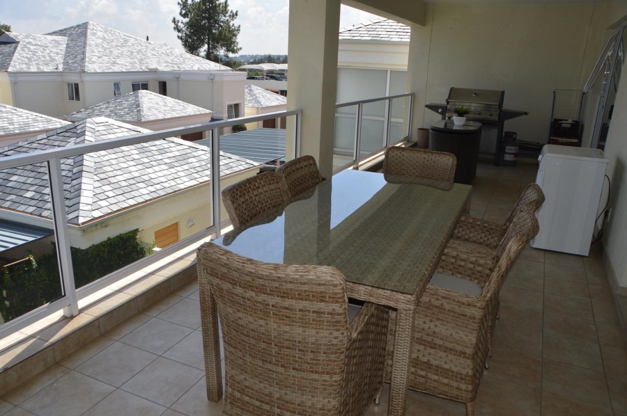 To Let 3 Bedroom Property for Rent in Bryanston West Gauteng