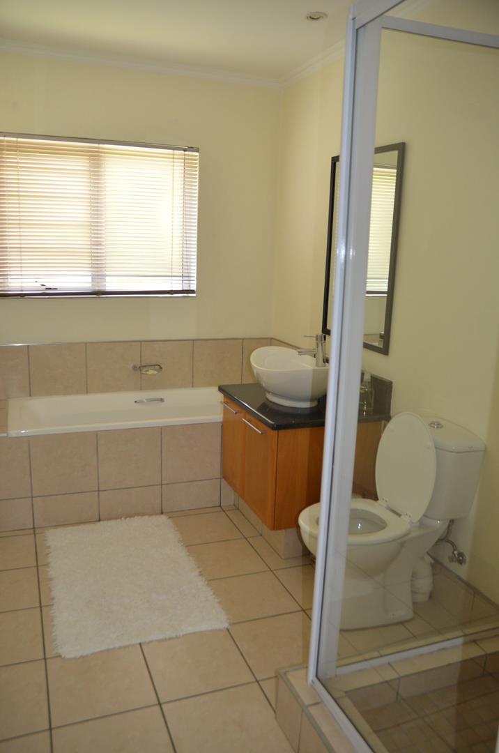 To Let 3 Bedroom Property for Rent in Bryanston West Gauteng