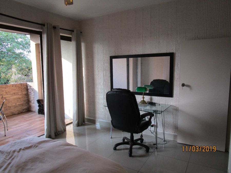 2 Bedroom Property for Sale in Bramley Park Gauteng