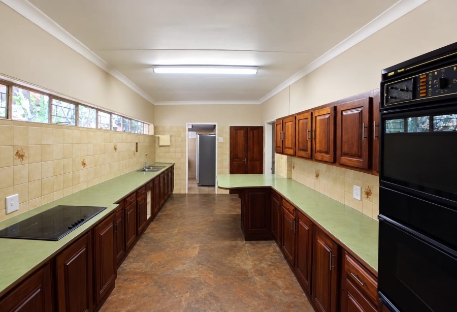 5 Bedroom Property for Sale in Pretoria North Gauteng