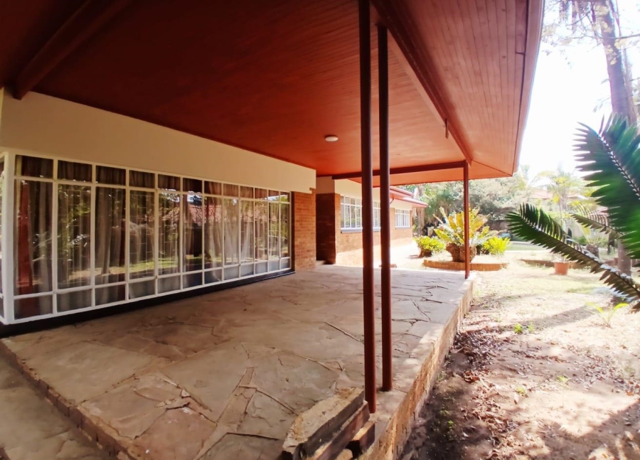 5 Bedroom Property for Sale in Pretoria North Gauteng