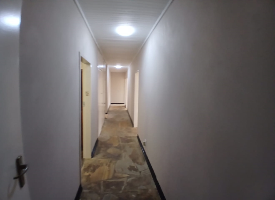 5 Bedroom Property for Sale in Pretoria North Gauteng