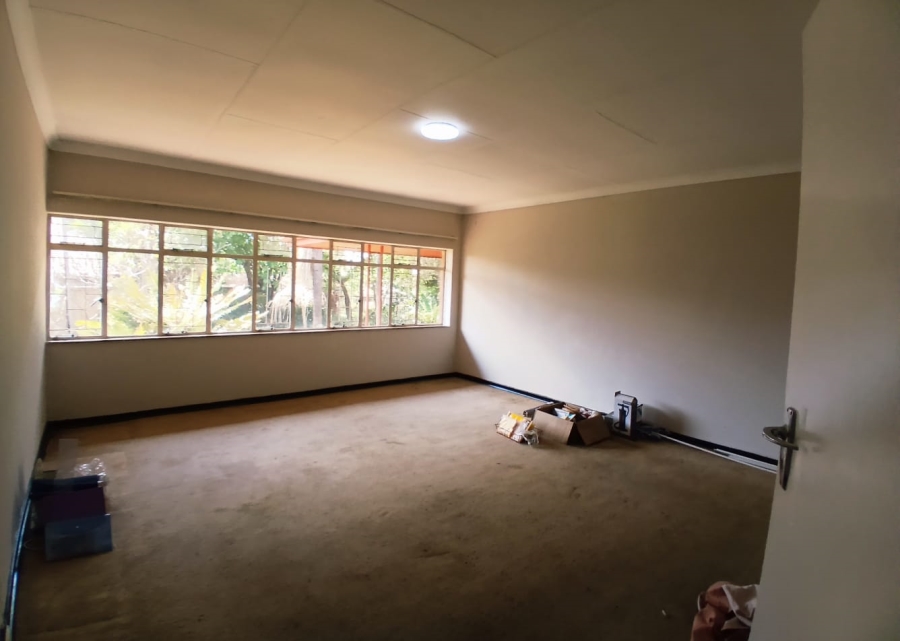 5 Bedroom Property for Sale in Pretoria North Gauteng
