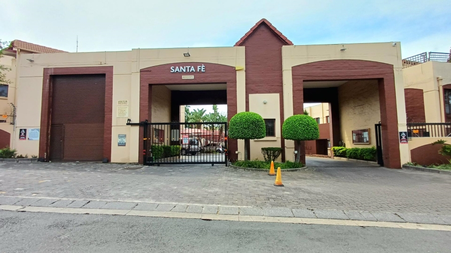 To Let 2 Bedroom Property for Rent in Bromhof Gauteng