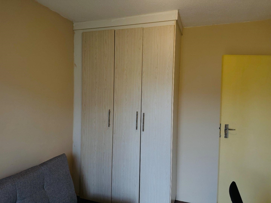 2 Bedroom Property for Sale in Noordwyk Gauteng