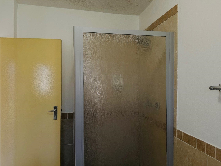 2 Bedroom Property for Sale in Noordwyk Gauteng