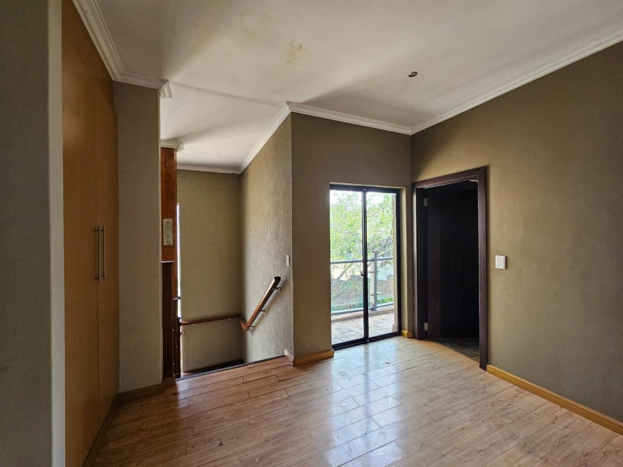 4 Bedroom Property for Sale in Amandasig Gauteng