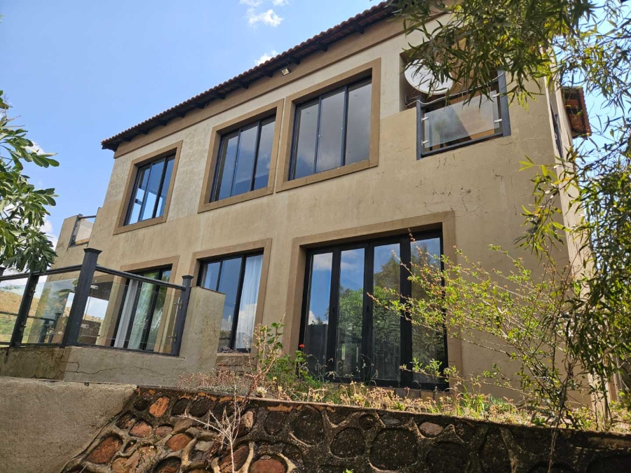 4 Bedroom Property for Sale in Amandasig Gauteng