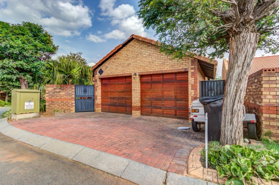 3 Bedroom Property for Sale in Van Riebeeck Park Gauteng