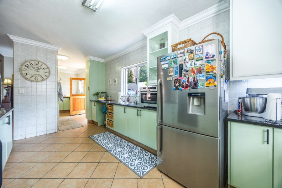 3 Bedroom Property for Sale in The Wilds Gauteng