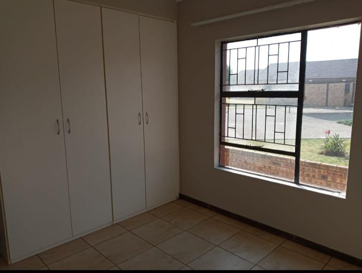 To Let 2 Bedroom Property for Rent in Riversdale Gauteng