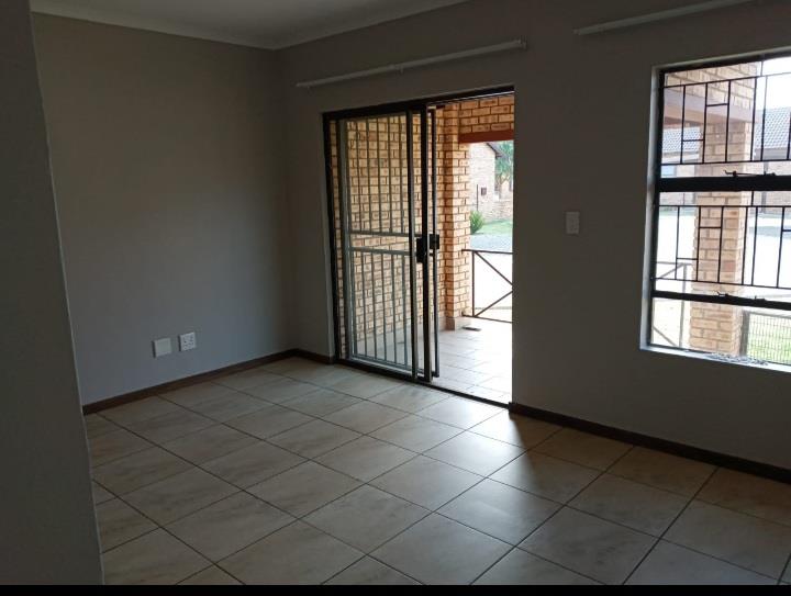 To Let 2 Bedroom Property for Rent in Riversdale Gauteng