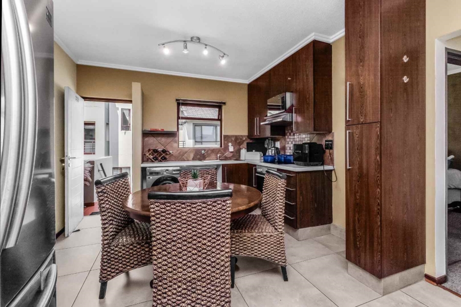 2 Bedroom Property for Sale in Lonehill Gauteng
