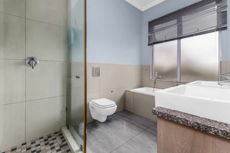 3 Bedroom Property for Sale in Bryanston Gauteng