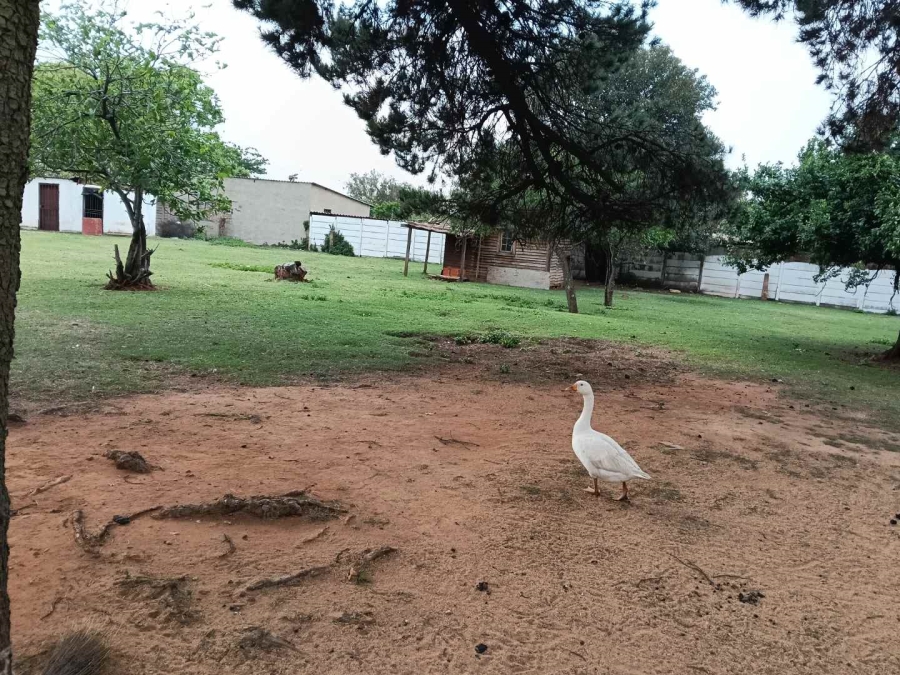 6 Bedroom Property for Sale in Lilyvale Gauteng