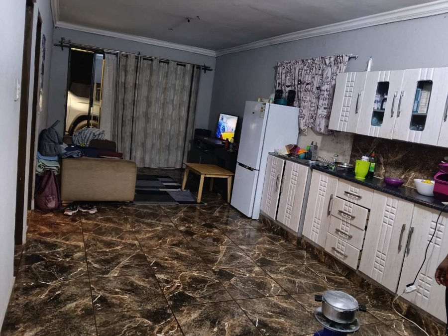 6 Bedroom Property for Sale in Lilyvale Gauteng