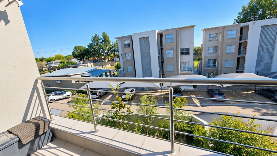 2 Bedroom Property for Sale in Broadacres Gauteng