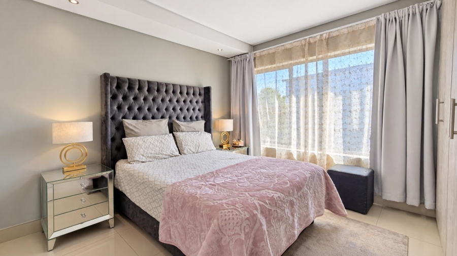 2 Bedroom Property for Sale in Broadacres Gauteng