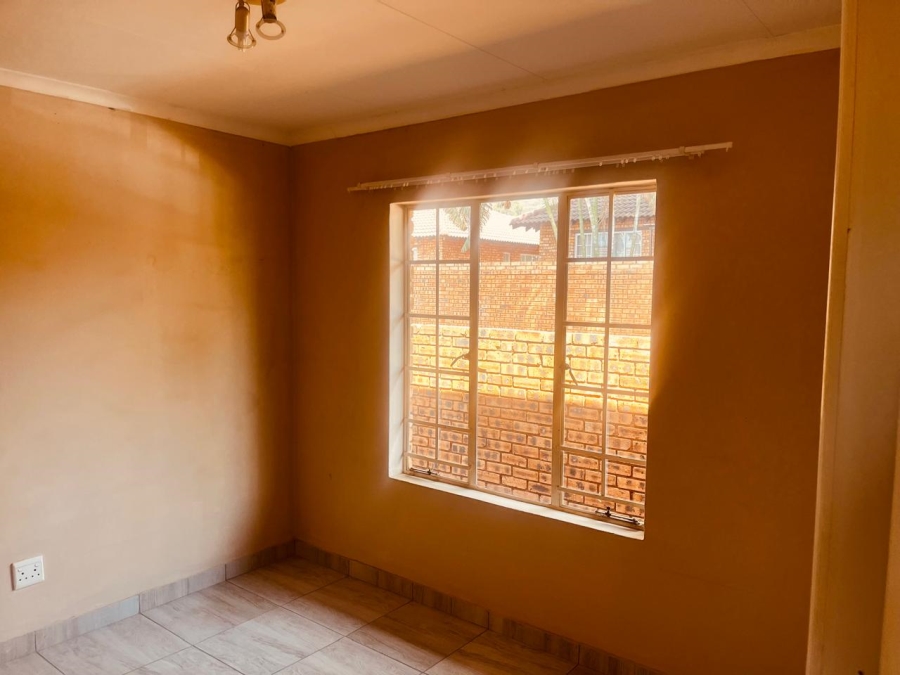 2 Bedroom Property for Sale in Amandasig Gauteng