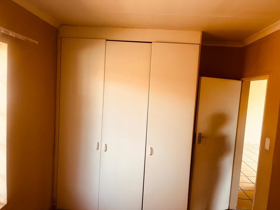 2 Bedroom Property for Sale in Amandasig Gauteng