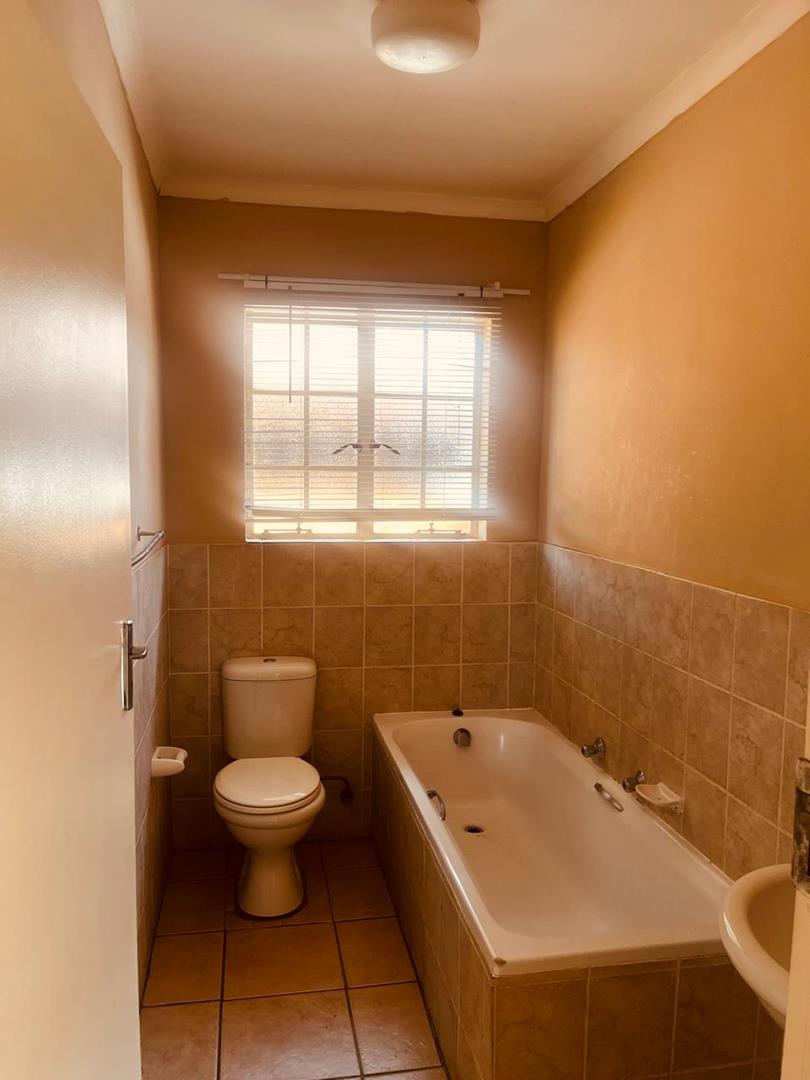 2 Bedroom Property for Sale in Amandasig Gauteng