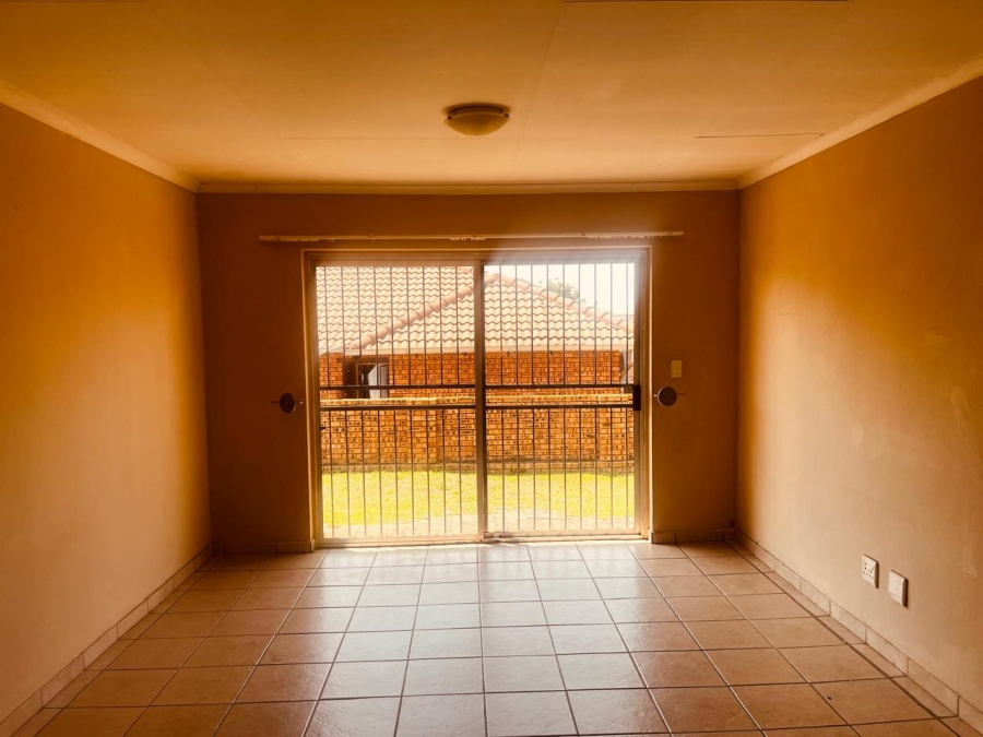 2 Bedroom Property for Sale in Amandasig Gauteng