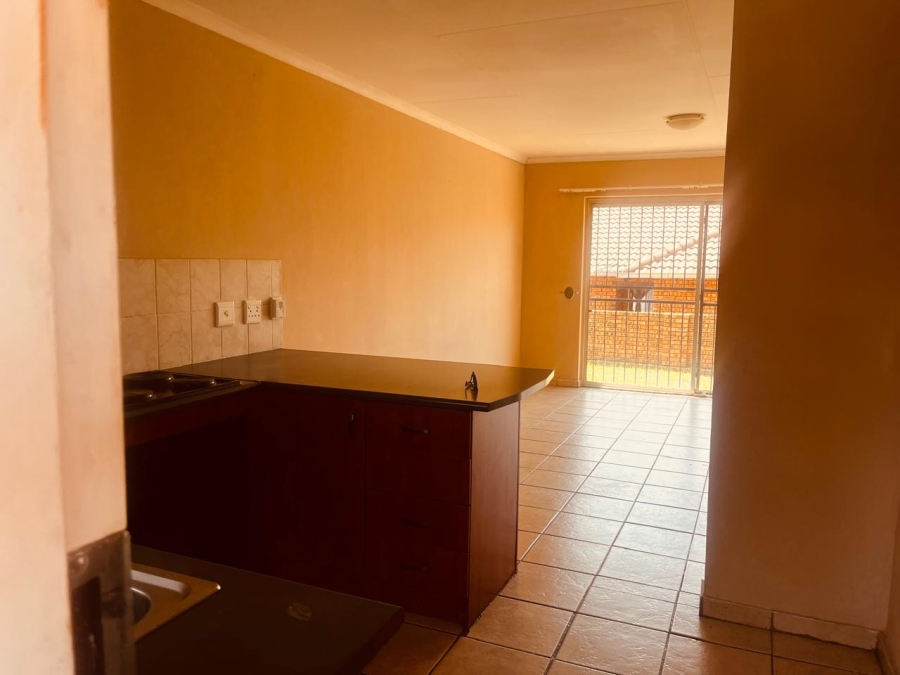 2 Bedroom Property for Sale in Amandasig Gauteng