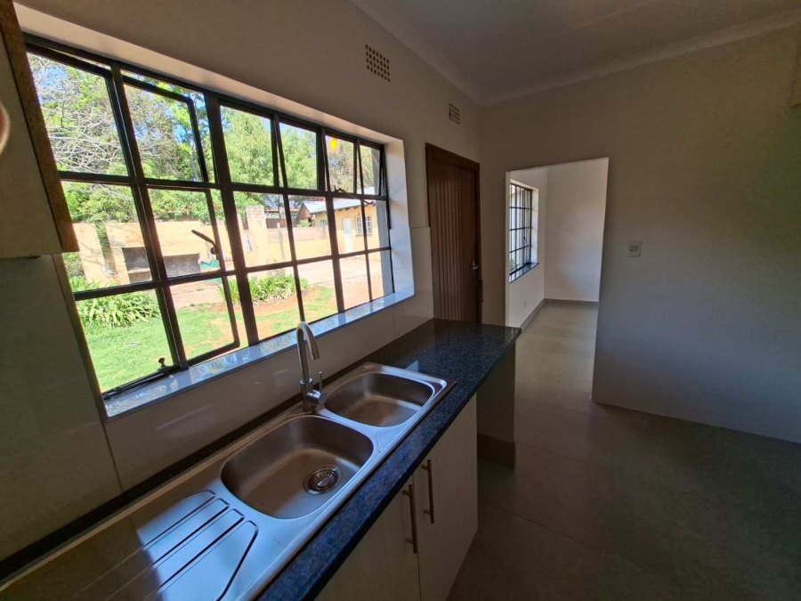 To Let 3 Bedroom Property for Rent in Randpark Gauteng