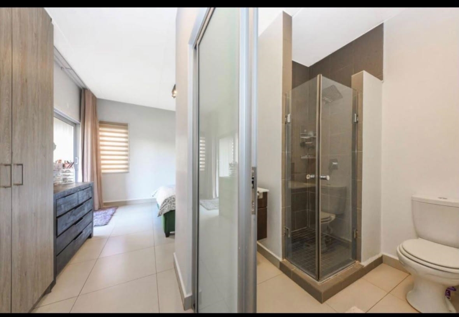 2 Bedroom Property for Sale in Magaliessig Gauteng