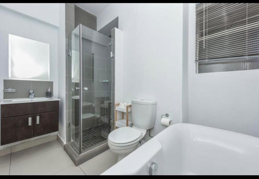 2 Bedroom Property for Sale in Magaliessig Gauteng