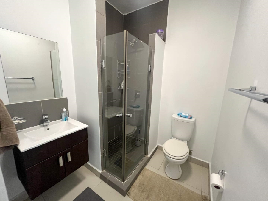 2 Bedroom Property for Sale in Magaliessig Gauteng