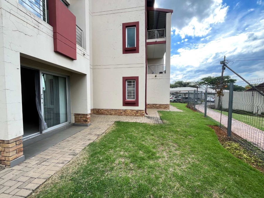 2 Bedroom Property for Sale in Magaliessig Gauteng