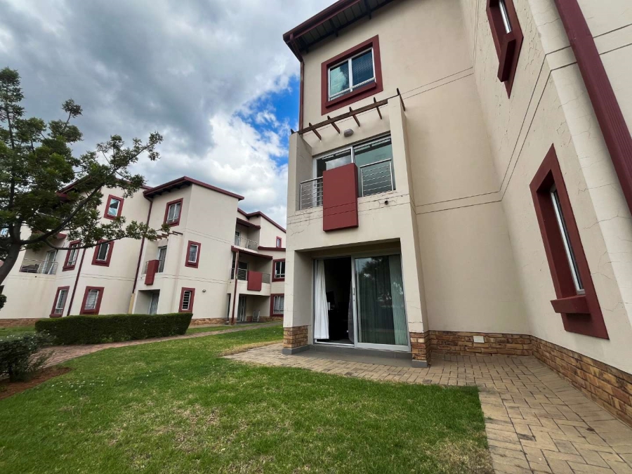 2 Bedroom Property for Sale in Magaliessig Gauteng