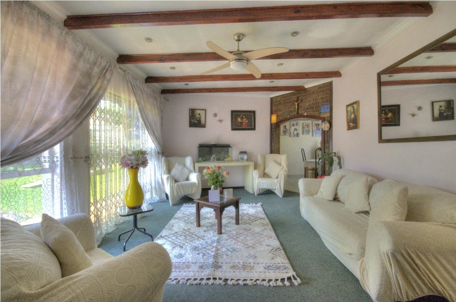 4 Bedroom Property for Sale in Brackenhurst Gauteng