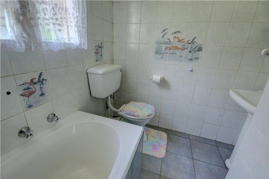 4 Bedroom Property for Sale in Brackenhurst Gauteng