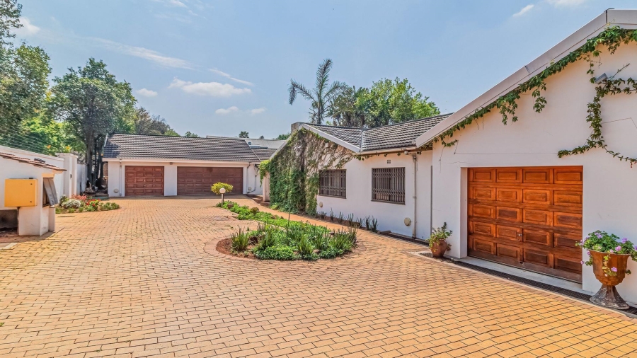 13 Bedroom Property for Sale in Fairland Gauteng
