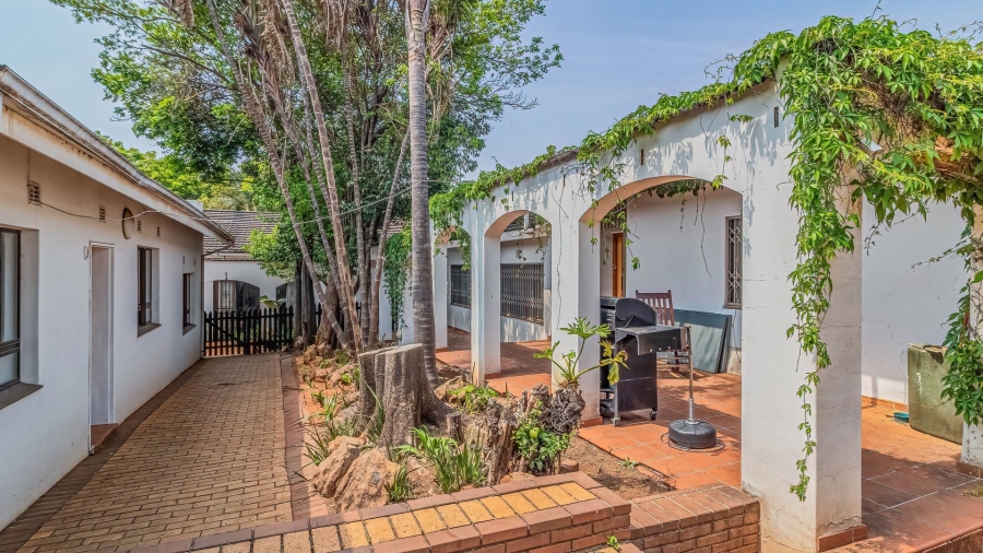 13 Bedroom Property for Sale in Fairland Gauteng