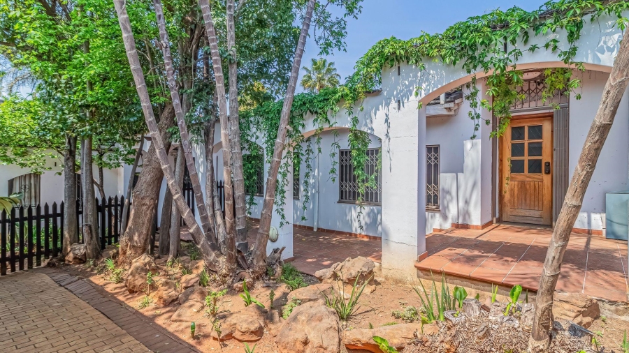 13 Bedroom Property for Sale in Fairland Gauteng