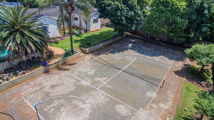 13 Bedroom Property for Sale in Fairland Gauteng