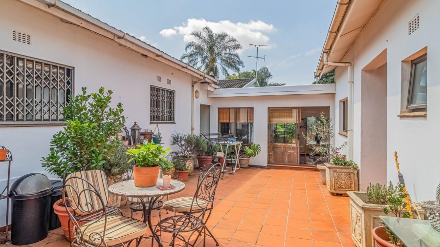 13 Bedroom Property for Sale in Fairland Gauteng