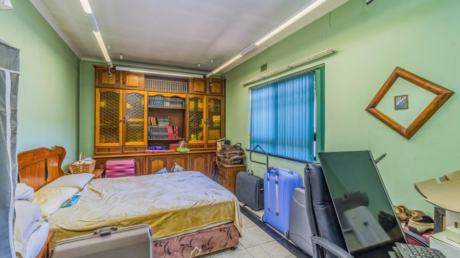 13 Bedroom Property for Sale in Fairland Gauteng