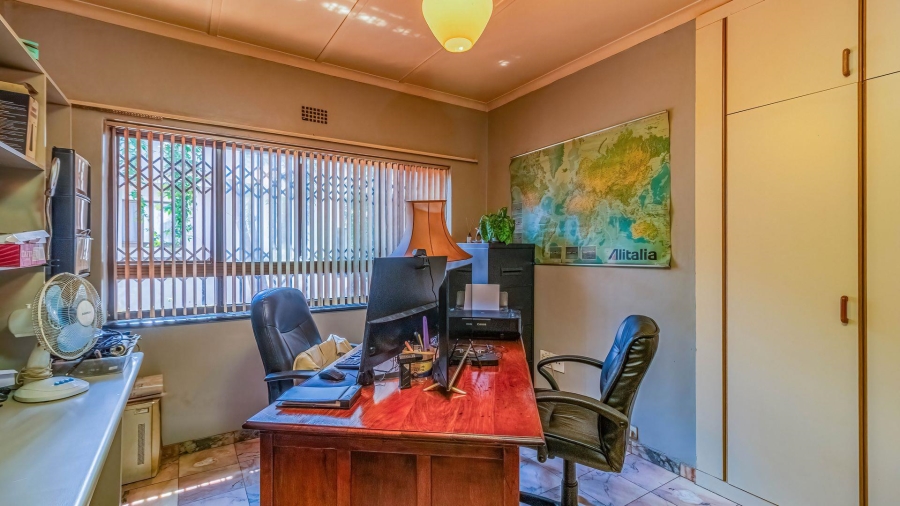 13 Bedroom Property for Sale in Fairland Gauteng