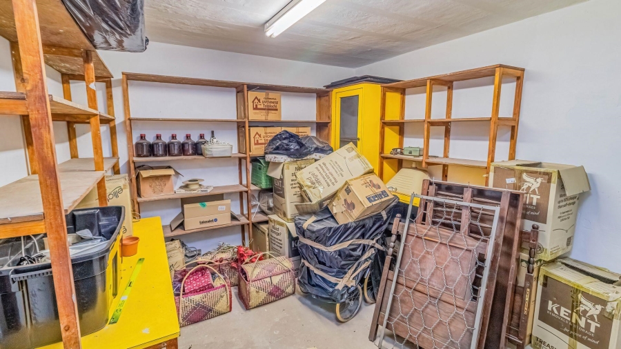 13 Bedroom Property for Sale in Fairland Gauteng