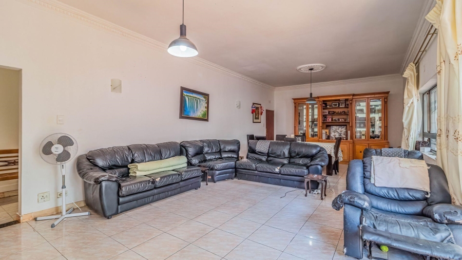 13 Bedroom Property for Sale in Fairland Gauteng