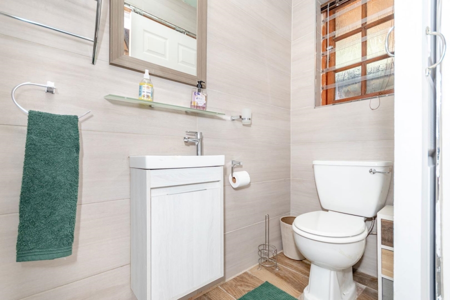 5 Bedroom Property for Sale in Brentwood Gauteng