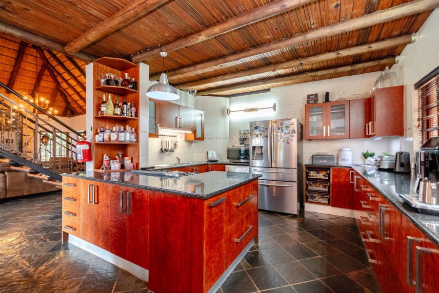 5 Bedroom Property for Sale in Brentwood Gauteng