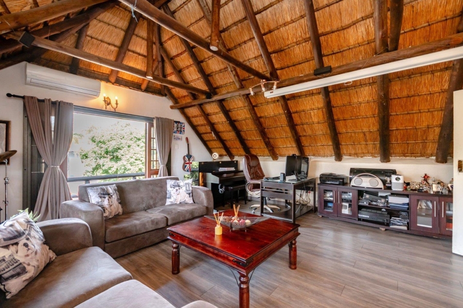 5 Bedroom Property for Sale in Brentwood Gauteng