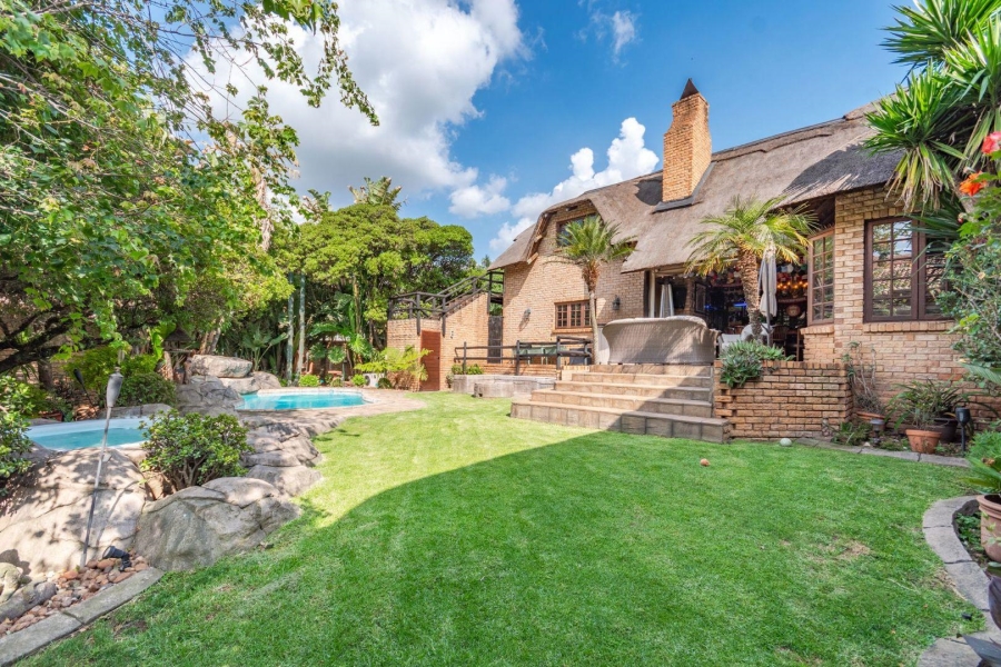 5 Bedroom Property for Sale in Brentwood Gauteng